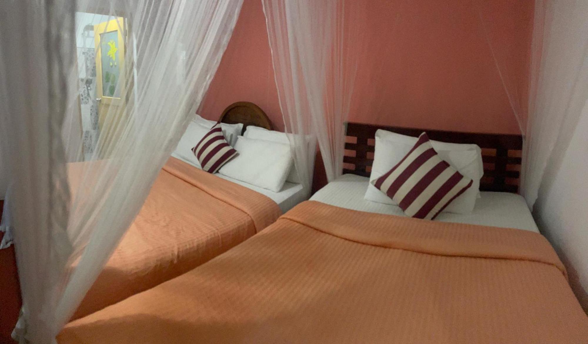Hidden Gem Inn Элла Экстерьер фото